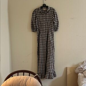 Mille plaid dress. Preowned.
